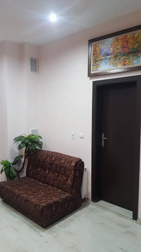 Guest House Chinar 08 Kirkovo  Buitenkant foto